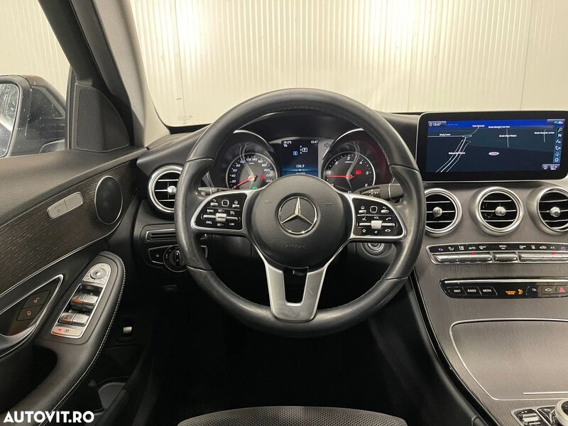 Mercedes-Benz C 220